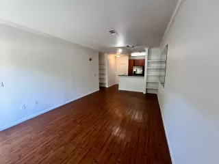 Photo #6: 225066017 Listing