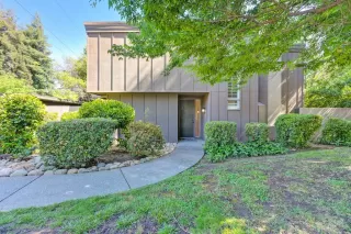Photo #2: 225066919 Listing 