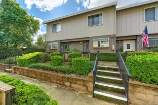 Photo #2: 225066922 Listing 