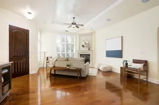 Photo #5: 225067217 Listing 