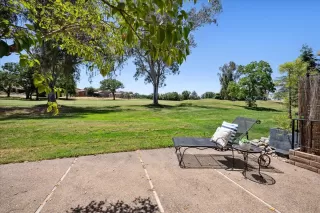 Photo #4: 225067325 Listing