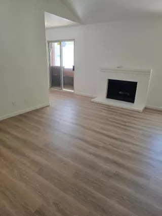 Photo #3: 225067383 Listing