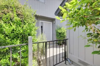 Photo #4: 225067694 Listing