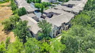 Photo #2: 225067967 Listing 