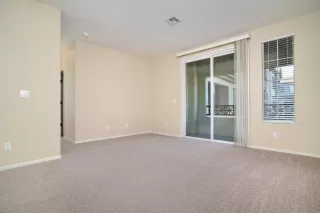 Photo #4: 225068043 Listing 