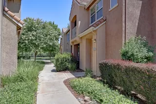 Photo #2: 225068138 Listing 