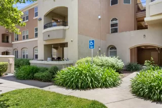 Photo #3: 225068603 Listing 