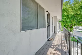 Photo #3: 225069126 Listing 