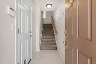 Photo #2: 225070449 Listing