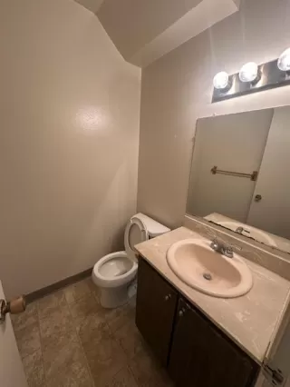 Photo #6: 225070995 Listing 