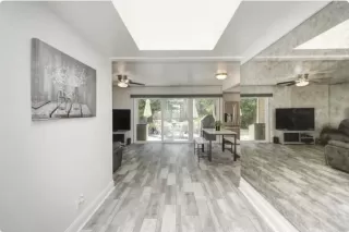 Photo #2: 225071042 Listing 