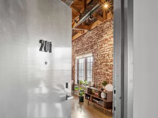 Photo #2: 225071167 Listing