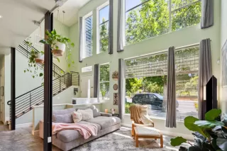 Photo #6: 225071202 Listing