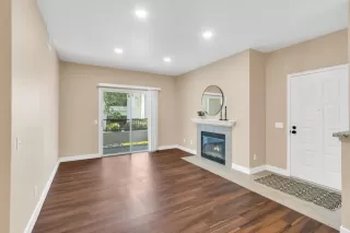 Photo #6: 225071558 Listing