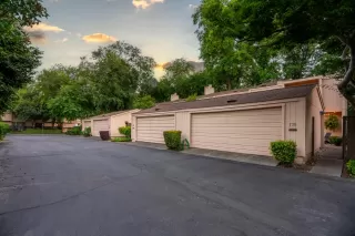 Photo #3: 225071671 Listing 