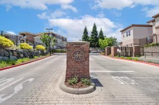 More Details about MLS # 225072920 : 300 MOON CIR #331