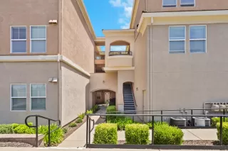 Photo #1: 225072920 Listing 