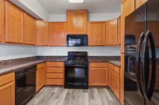 Photo #5: 225072920 Listing 