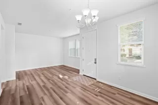 Photo #4: 225074334 Listing 