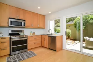Photo #4: 225074361 Listing