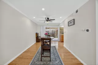 Photo #3: 225074447 Listing