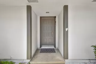 Photo #2: 225074799 Listing