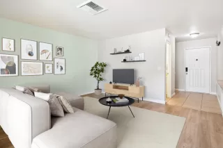 Photo #3: 225075336 Listing