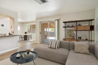 Photo #5: 225075336 Listing