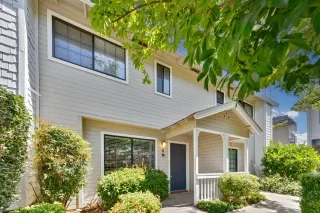 More Details about MLS # 225077043 : 2497 MERRYCHASE DR #11