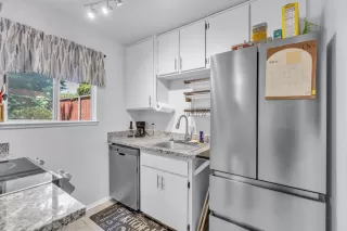 Photo #3: 225078041 Listing