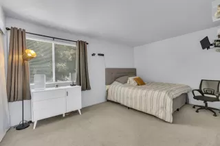 Photo #6: 225078041 Listing