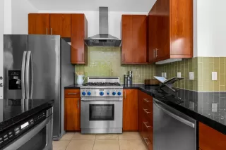 Photo #5: 225078206 Listing