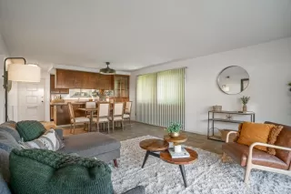 Photo #4: 225078469 Listing 