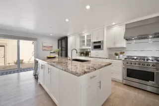 Photo #2: 225078716 Listing 