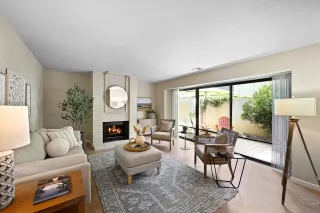 Photo #4: 225079421 Listing