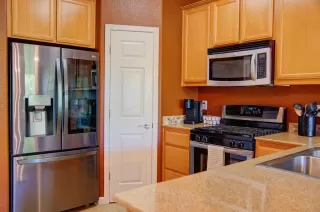 Photo #2: 225080335 Listing 