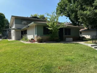 Photo #2: 225081452 Listing