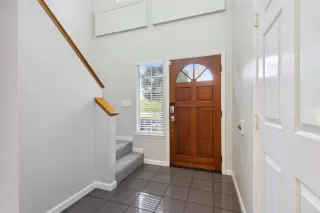 Photo #2: 225081547 Listing