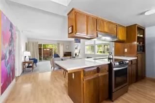 Photo #6: 225082037 Listing