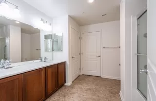 Photo #6: 225082369 Listing 