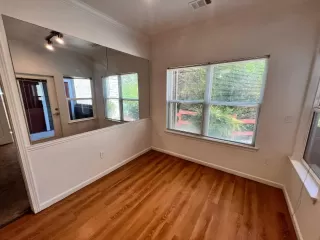 Photo #5: 225082455 Listing 