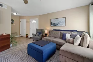 Photo #4: 225083043 Listing 