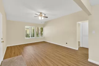 Photo #5: 225084193 Listing 