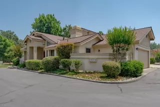 Photo #1: 225084535 Listing