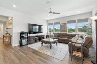 Photo #6: 225084545 Listing 