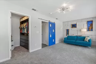 Photo #5: 225084659 Listing