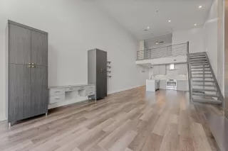 Photo #6: 225085403 Listing 