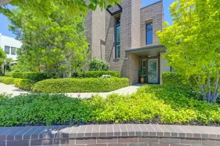 Photo #5: 225085962 Listing