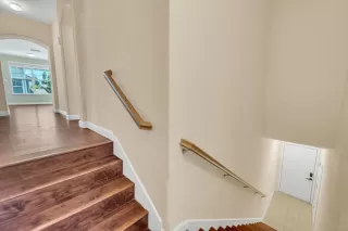 Photo #1: 225086254 Listing