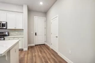 Photo #3: 225086279 Listing 